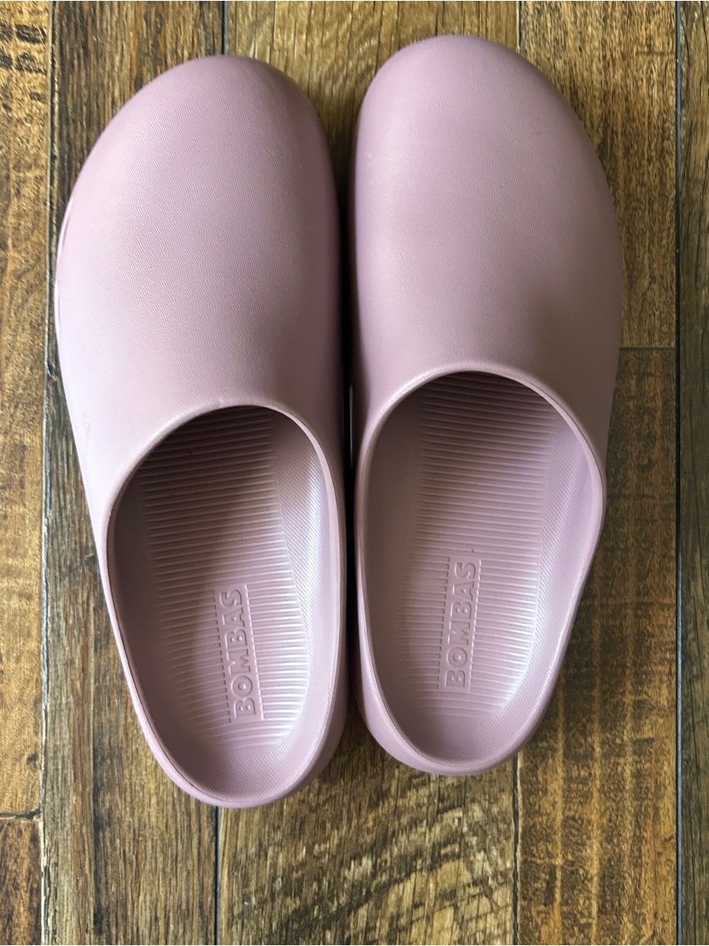 Bombas Women’s Size 10 Dusty Pink Friday Clogs